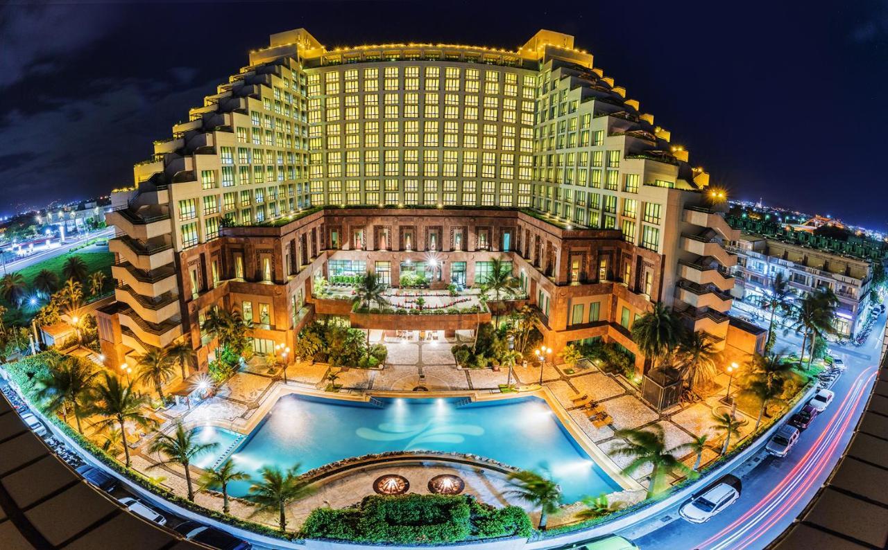 Formosan Naruwan Hotel T'ai-tung Eksteriør billede The Royal at Atlantis