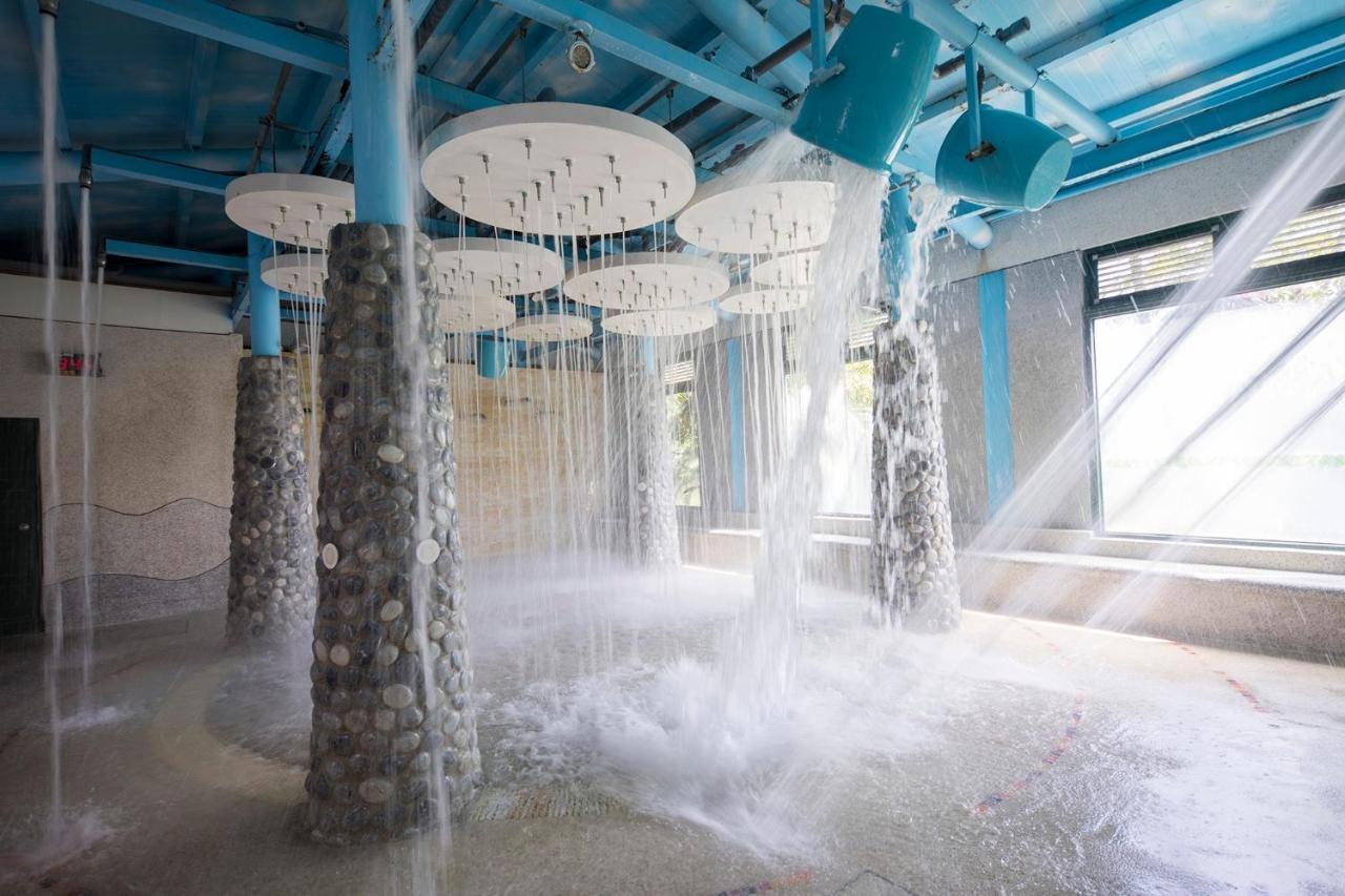 Formosan Naruwan Hotel T'ai-tung Eksteriør billede Fountain of the Sun